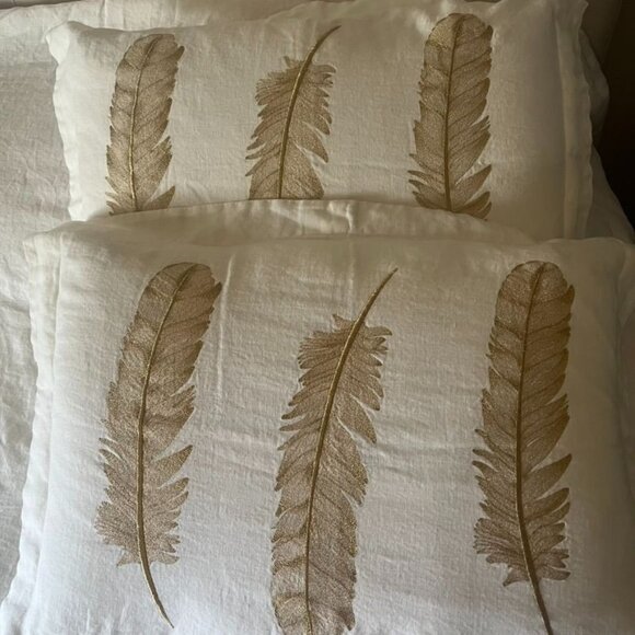 Orchids Casa By Dann Foley Queen Duvet Set Gold Feather Design 100% Linen - Picture 3 of 6